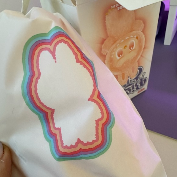 Labubu Loyalty Plush vinyl face - Picture 12 of 13